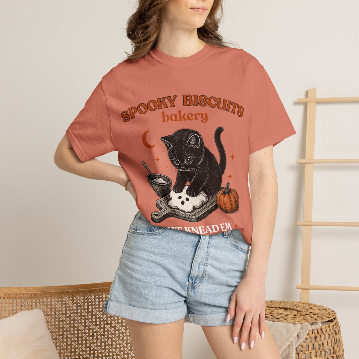 Comfort Colors® Kitty Biscuits Tee Spooky Season, Halloween Black Cat, Fall Shirt Vintage Baking Pumpkin Cat Lover Goft